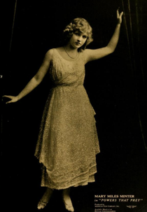 Powers That Prey (Powers That Prey)