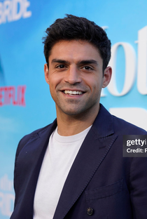 Sean Teale - Poster 1