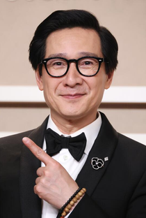 Ke Huy Quan - Poster 1