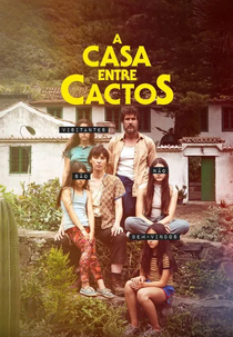 A Casa Entre Cactos (La casa entre los cactus)