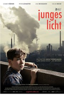 Junges Licht - Poster / Capa / Cartaz - Oficial 1