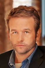 Dallas Roberts