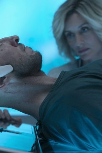 Poster de Episódio Emergence (2022)