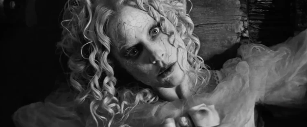 Lady Gaga envia “The Dead Dance” de “Wandinha” para disputa no Emmy