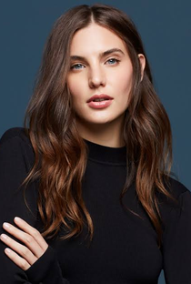 Macarena Achaga - Poster 1