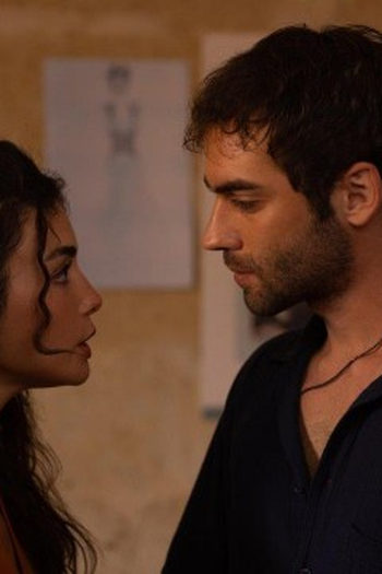 Poster de Episódio 4. Bölüm (2023)