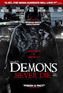 Demônios Nunca Morrem - Poster / Capa / Cartaz - Oficial 3