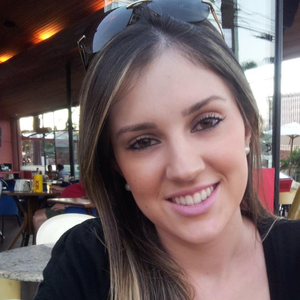 Foto de perfil de Flávia Faria Link