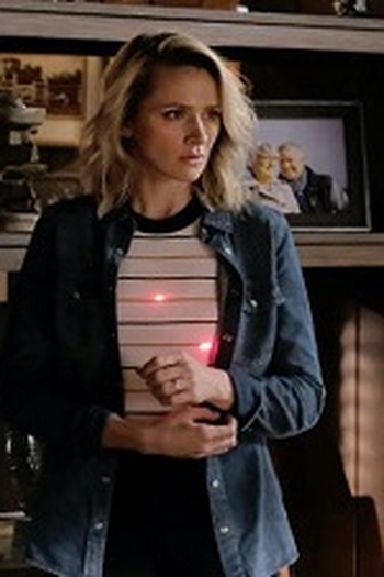 Poster de Episódio Red Light (2018)