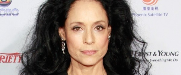 Extraordinário: Sonia Braga será mãe de Julia Roberts na trama