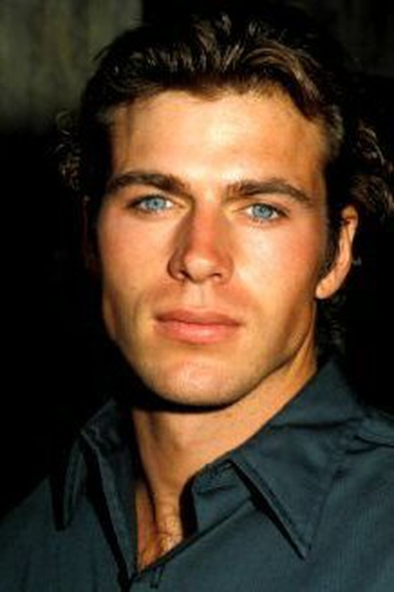 Jon-Erik Hexum - Foto 1