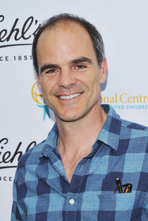 Michael Kelly (V) - Poster 1