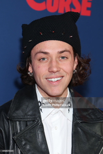 Ethan Cutkosky - Poster 1