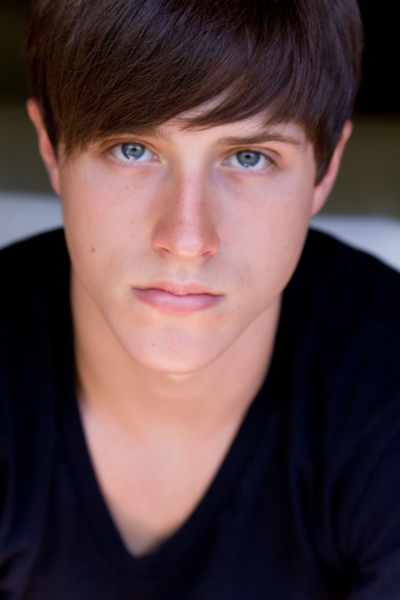 Shane Harper - Foto 4