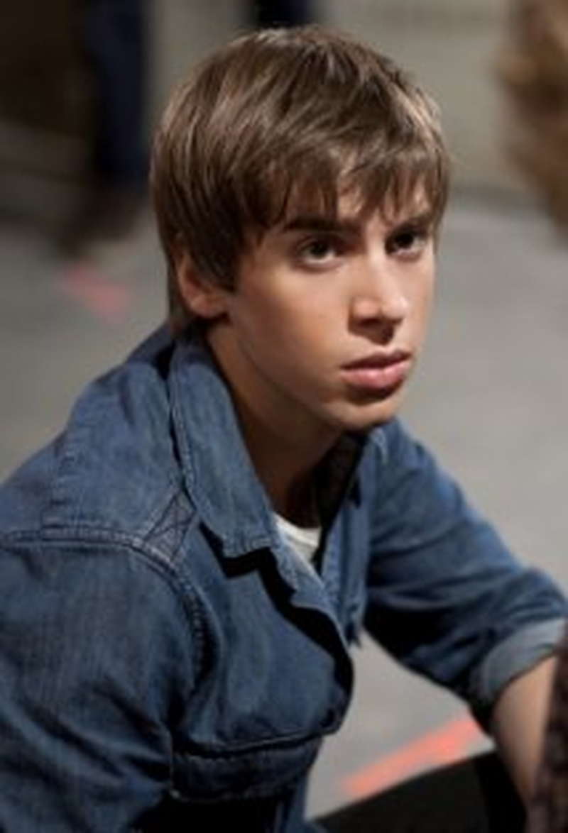 Jordan Gavaris - Foto 5