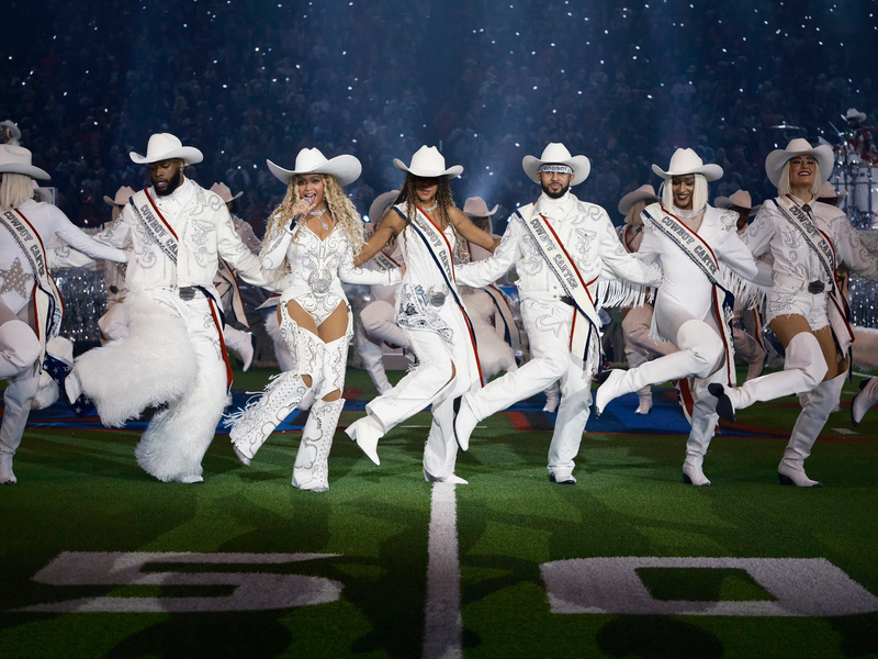 Foto 1 de Beyoncé Bowl
