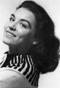 Zohra Lampert