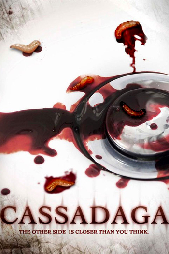  de Filme Cassadaga: O Mal vive Aqui (2011)