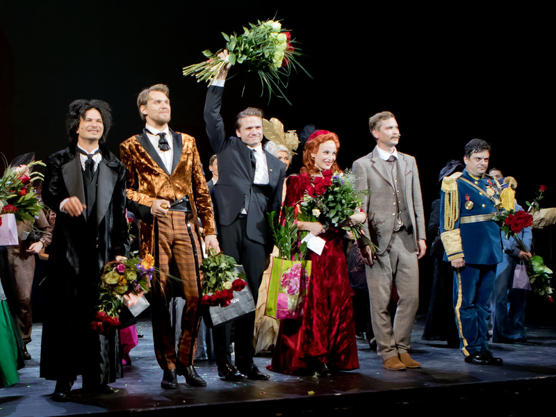 Foto 21 de A Legend Named Holmes (Play)