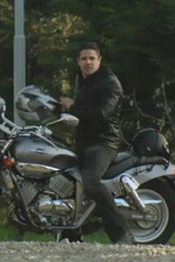 Poster de Episódio Capítulo 3 (2012)