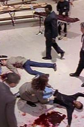 Poster de Episódio Prison Riot (1996)
