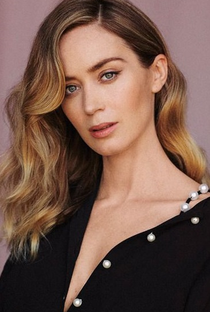 Emily Blunt - Poster 6