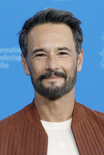 Rodrigo Santoro - Poster 1