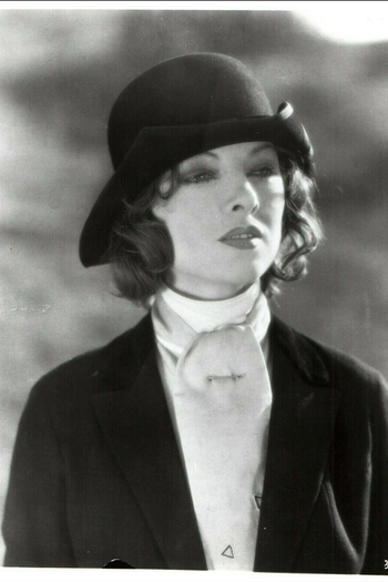 Poster de Filme Banida da Corte (1927)