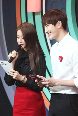 Poster 1 de TV The Show (2011)