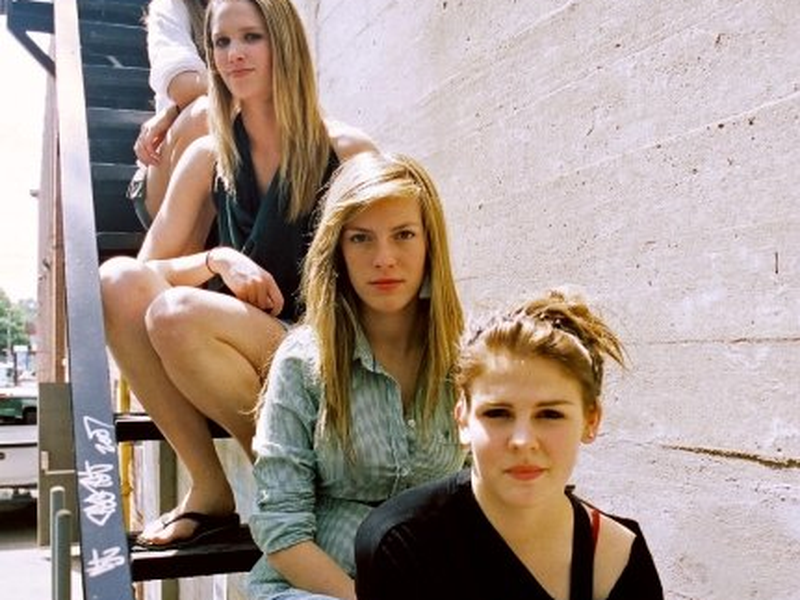 Foto 1 de Surviving Crooked Lake