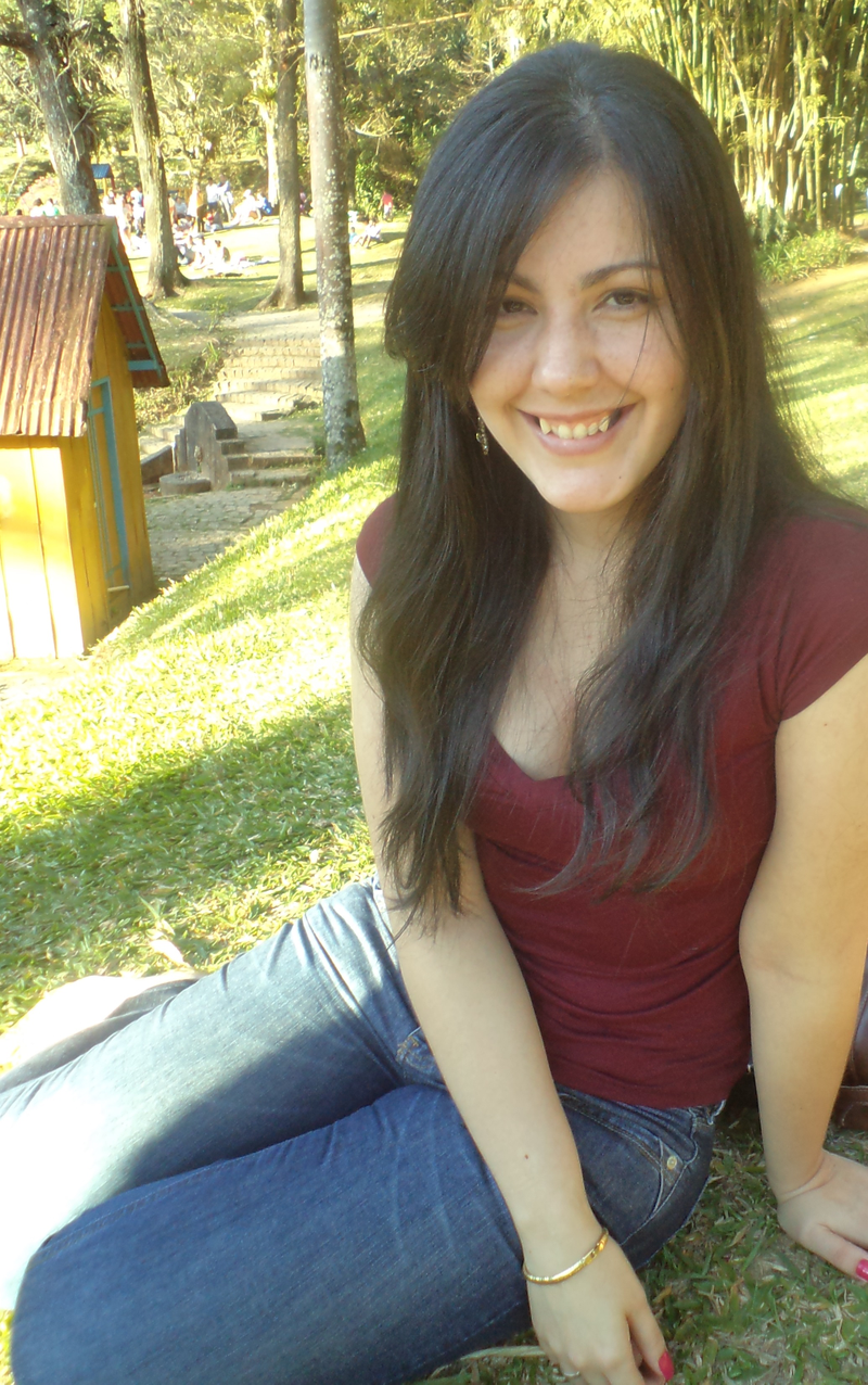 Nessa Antunes - Foto 1