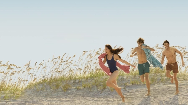 Assista ao trailer de O Verão que Mudou Minha Vida
