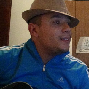 Foto de perfil de DOUGLAS OLIVEIRA