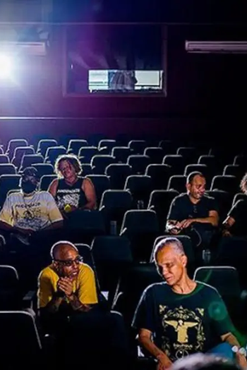 Poster de Filme Not Dead (2023)