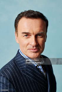 Julian McMahon (I) - Poster 1