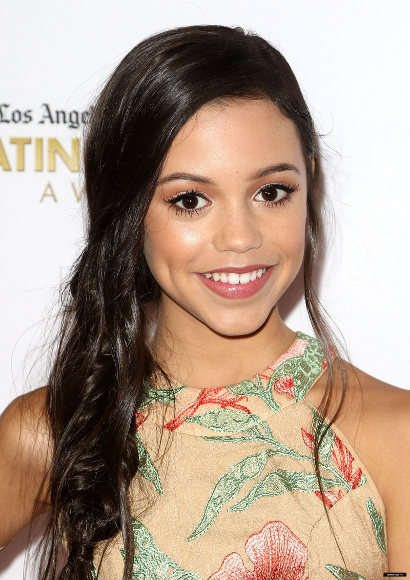 Jenna Ortega - Foto 17