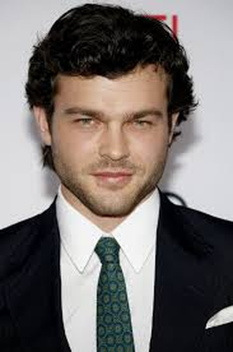 Alden Ehrenreich - Foto 5
