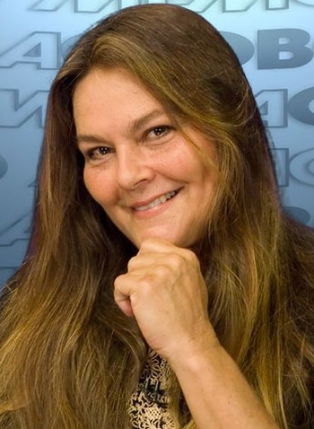 Paula Saldanha (19 de Julho de 1953) Artista Filmow
