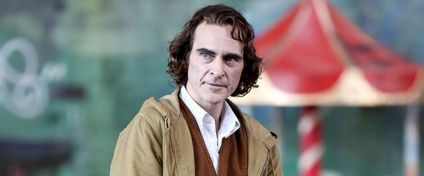 Confira a nova imagem de Joaquin Phoenix como Coringa