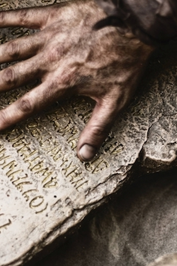 Poster de Episódio In the Beginning (2013)