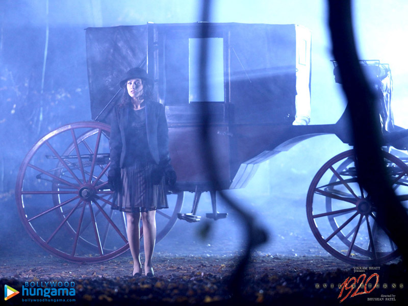 Foto 19 de 1920: Evil Returns