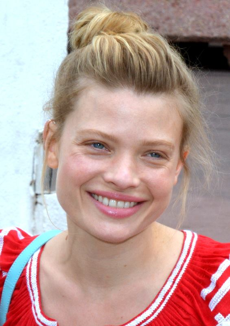 Mélanie Thierry - Foto 1