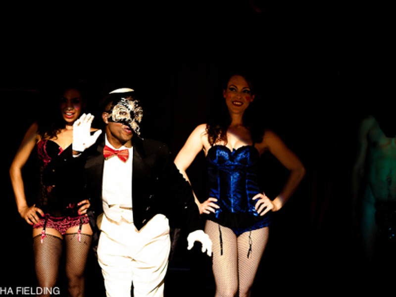 Foto 10 de You, Me & The Circus