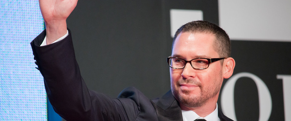 Bryan Singer dirige filme secreto com Jon Voight após anos afastado de Hollywood