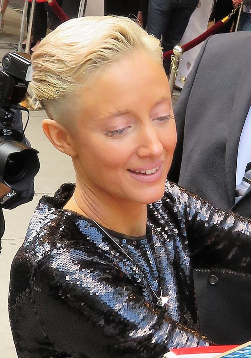 Andrea Riseborough - Foto 7