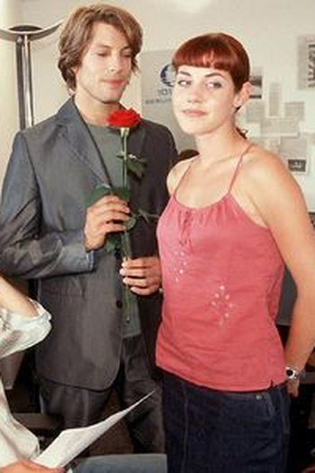 Poster de Episódio Singles (2002)