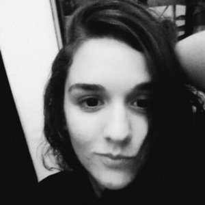 Foto de perfil de Yasmin Carvalho