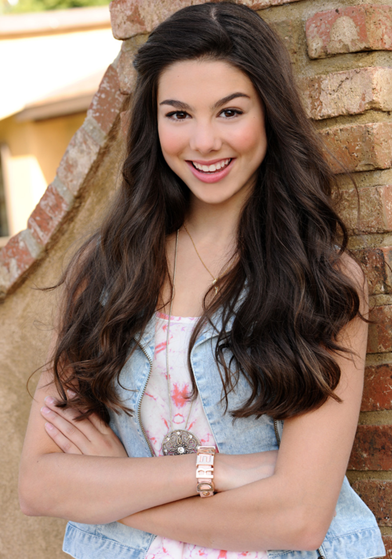 Kira Kosarin - Foto 1