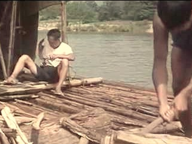 Foto 4 de River Without Buoys 