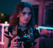 بين عالمين